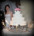Klasyczny, biały tort weselny